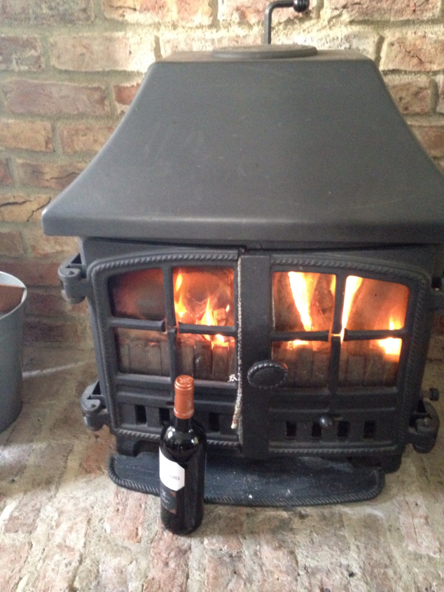 Belfast Travels Blog their stay at Belle Isle - Wood Burning Stoves in every Cottage